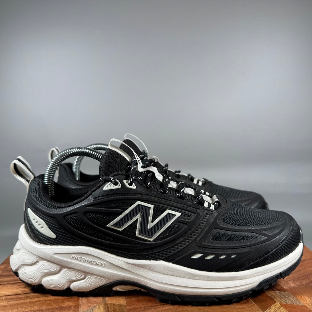 New Balance 410v8 Fresh Foam Women 9.5 Black White Trail Running Shoes W4105SO